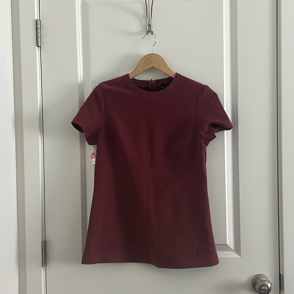 Babaton Red Fitted Short Sleeve T-Shirt